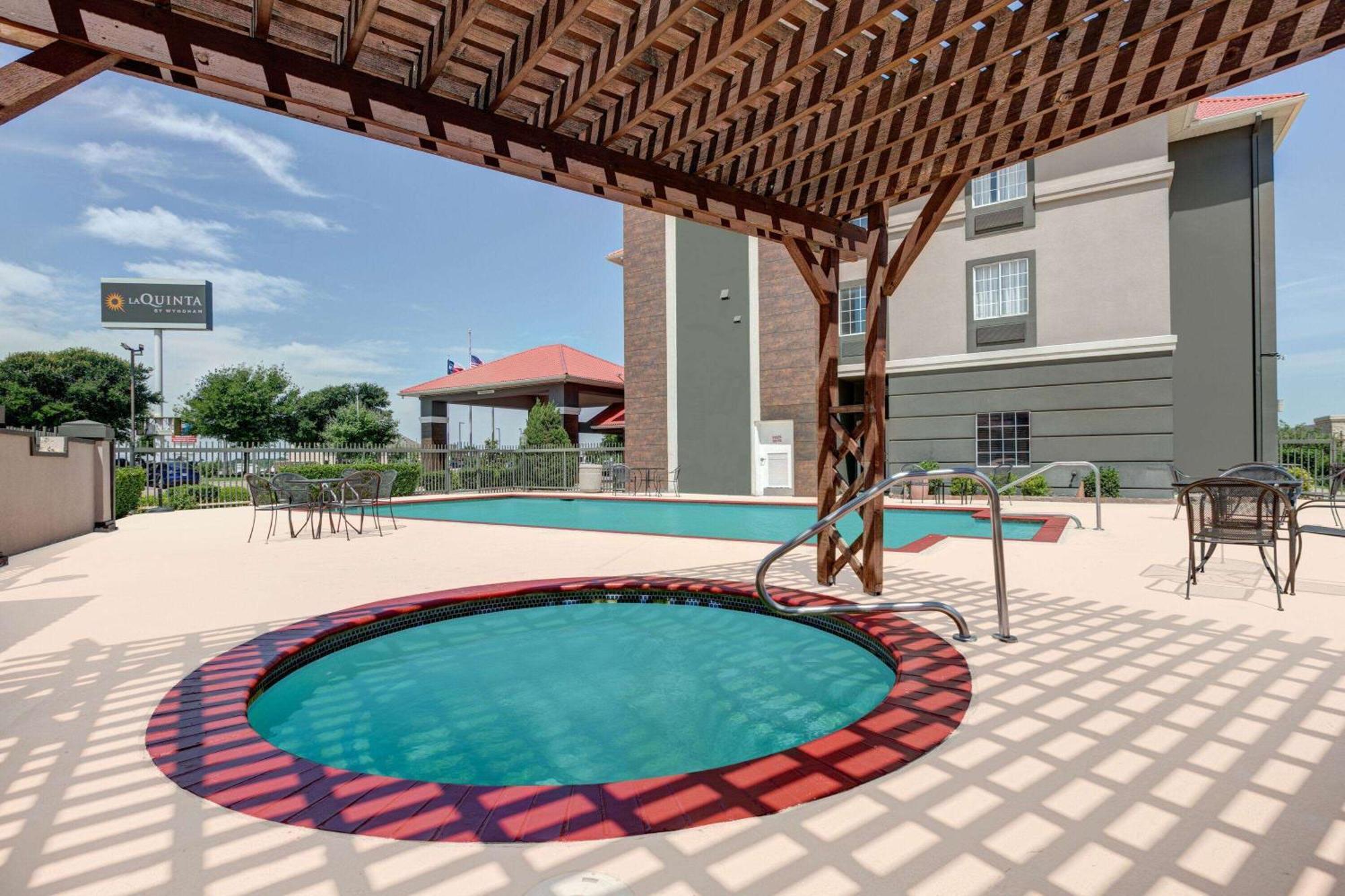La Quinta By Wyndham Weatherford Εξωτερικό φωτογραφία